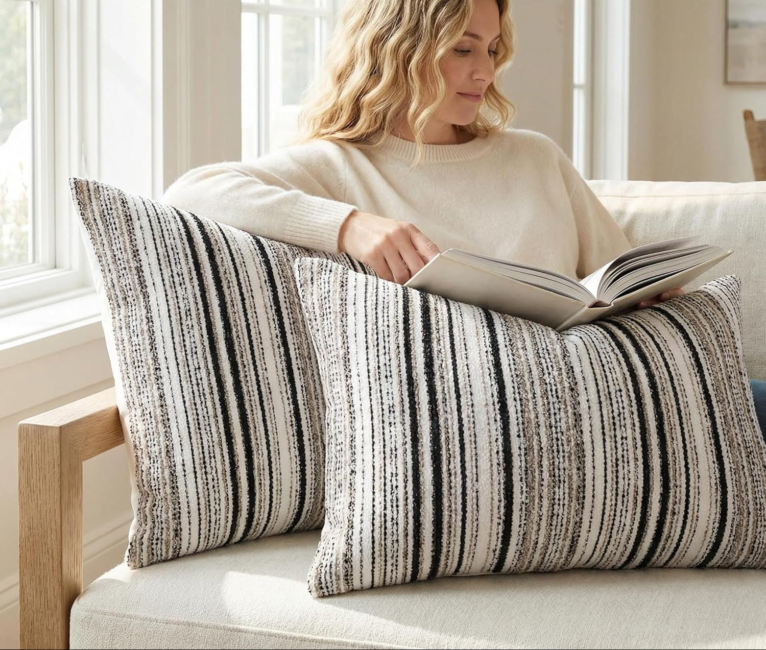 BOYSUM Set of 2 Striped Chenille Throw Pillow Covers 12x20 Inches Premium Plush Textured Decorative Cushion Covers Reinforced Hidden Zipper Mid-Century Modern Farmhouse Decor for Couch Sofa Black